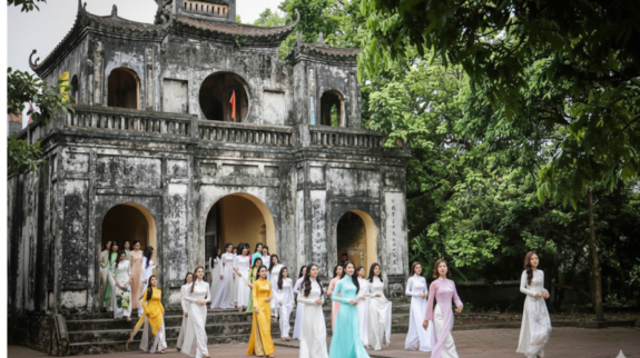 xe đi đền Xích Đằng